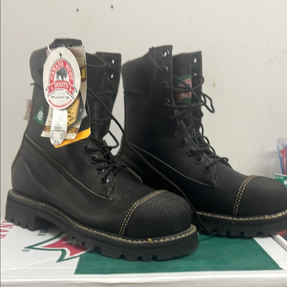 Black Lace Up Women's Work Boots - Canadian Brand